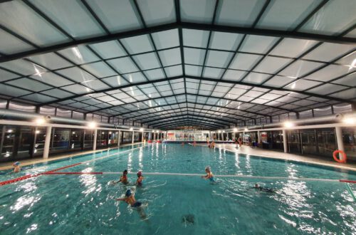 Bombas de calor y cubiertas de piscina: La dupla térmica perfecta